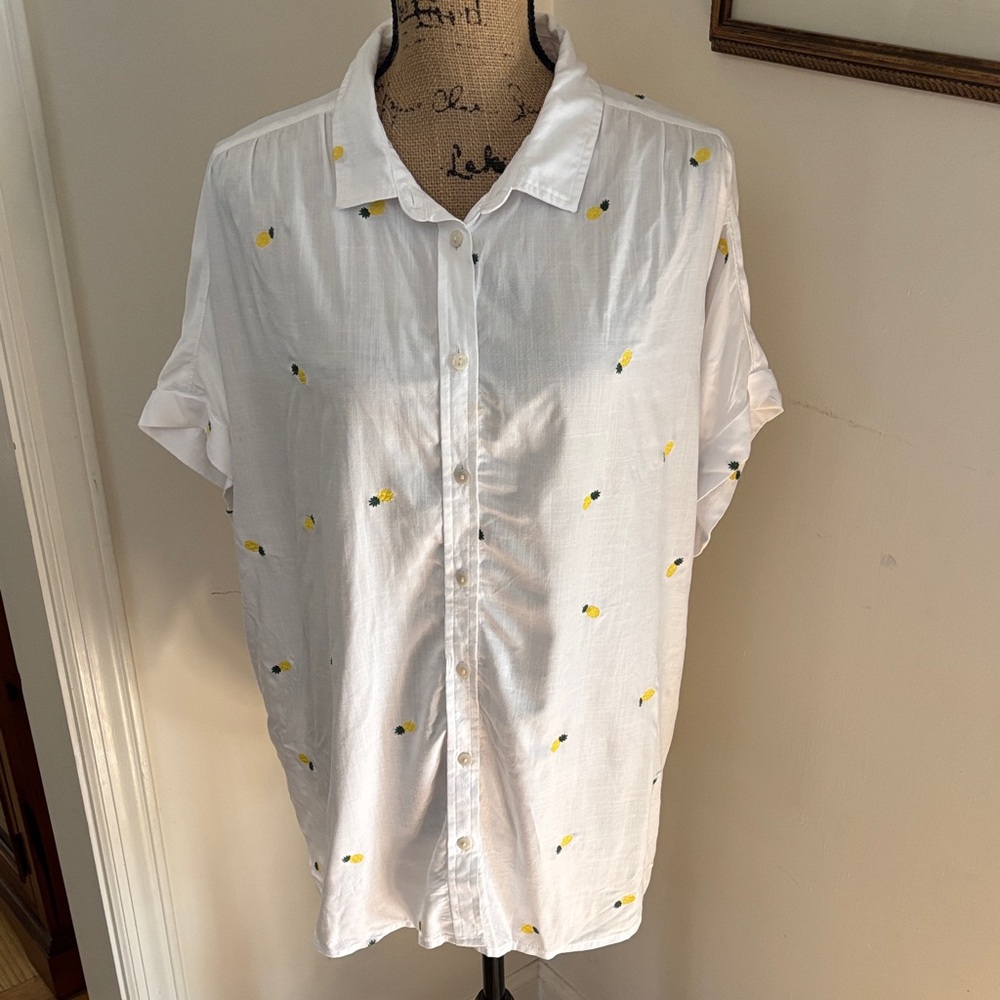 Time and Tru Women’s White Blouse with Pineapple Details Size XL (16-18)